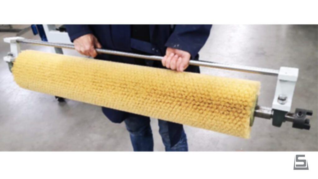 Soest Machinery | Brush cleaner #4 | For efficient industrial brush maintenance. View here.