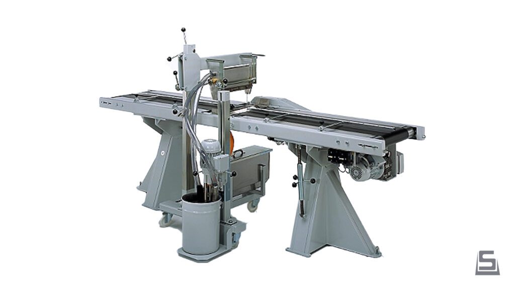Soest Machinery | Inclined curtain coating machine #2 | For precise industrial curtain coating. View here.