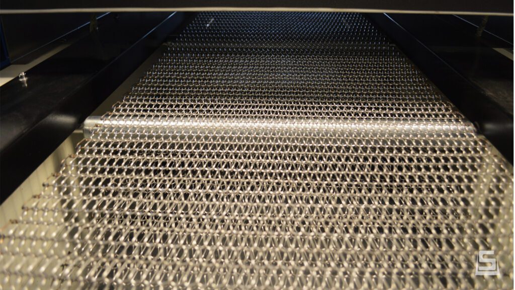 Soest Machinery | Drying tunnel LED (Light-Emitting Diode) #4 | Cure and dry coatings quickly, ensuring efficient production. View here.