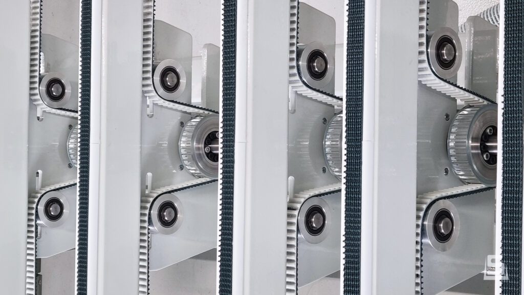 Soest Machinery | Transfer systems - TS #2 | Transport system for streamlined production. View here.